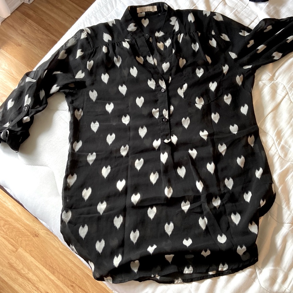 Heart-print blouse